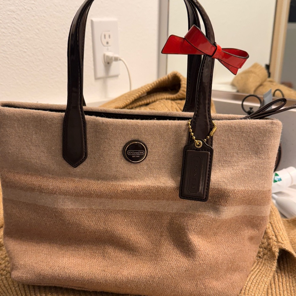 Coach purse